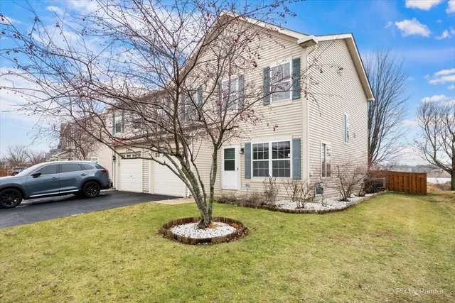 $285,000 | 2571 Ross Street, Hampshire, IL 60140