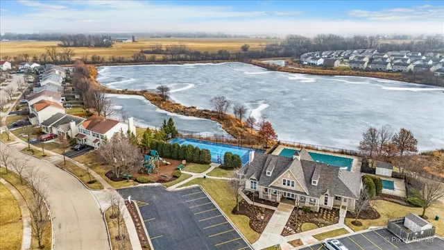 $285,000 | 2571 Ross Street, Hampshire, IL 60140