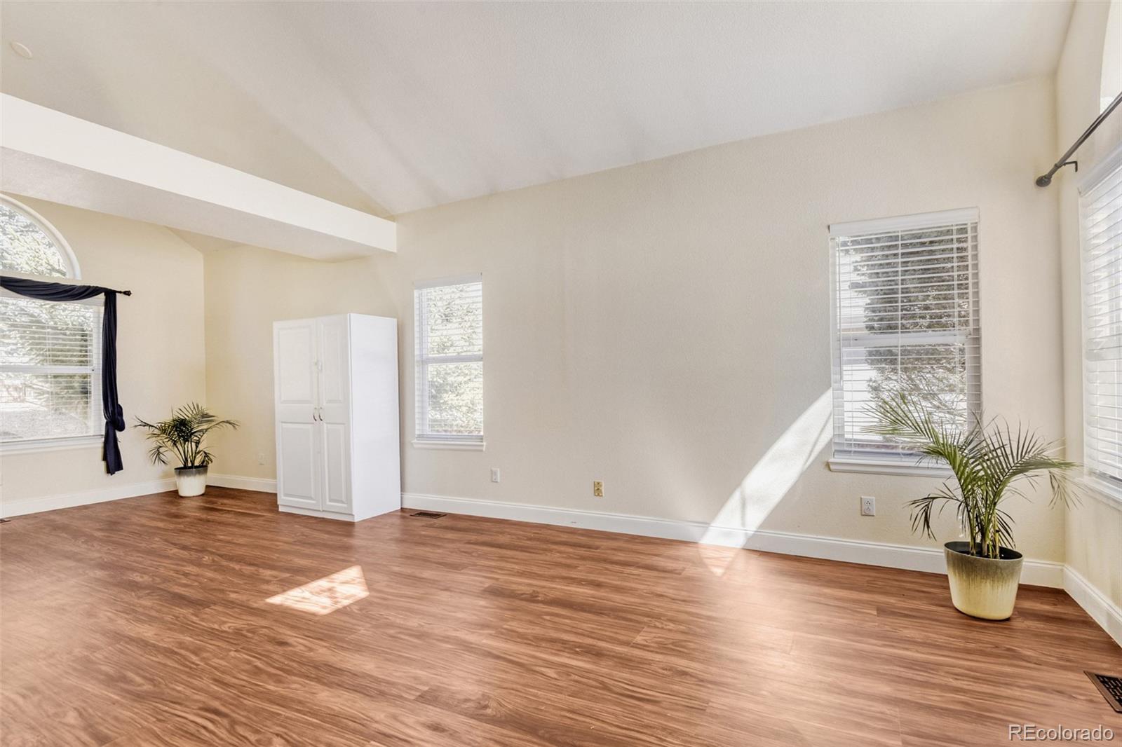 10047 Andrush Court Lone Tree, CO 80124 - Photo 6 of 37 a view of an empty room and window