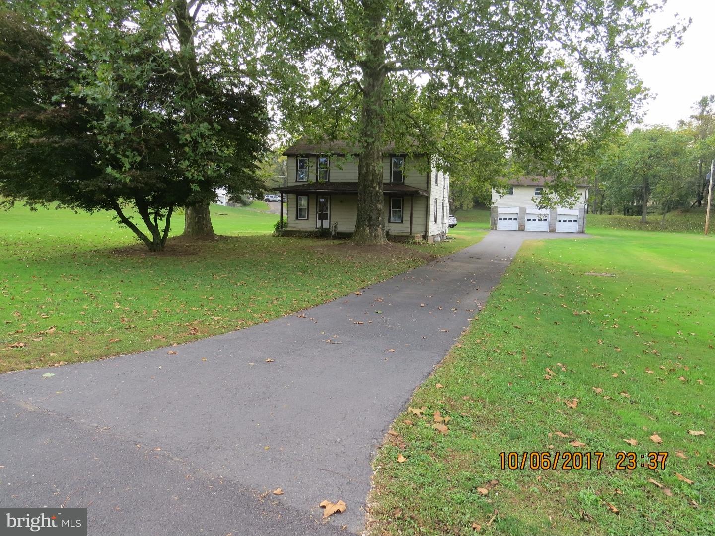 886 Rock Road Pine Grove, PA 17963 - Photo 5 of 14 Gallery Image 5