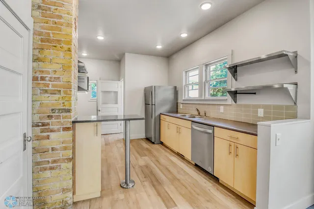 $255,900 | 1036 12th Street North, Fargo, ND 58102