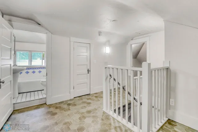 $255,900 | 1036 12th Street North, Fargo, ND 58102