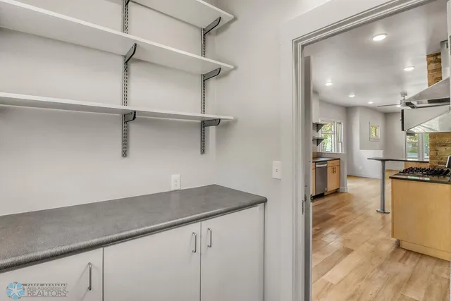 $255,900 | 1036 12th Street North, Fargo, ND 58102