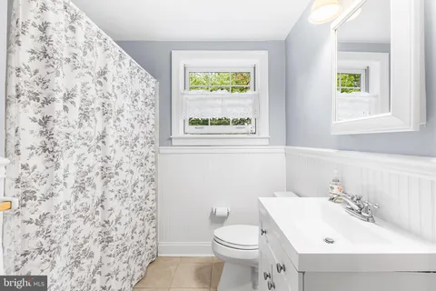 $629,000 | 19 East Golf Club Lane, Paoli, PA 19301