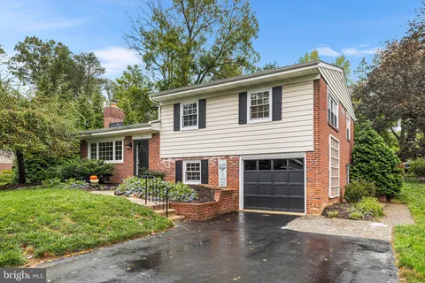 $629,000 | 19 East Golf Club Lane, Paoli, PA 19301