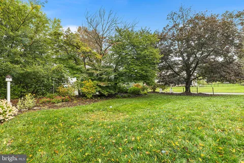 $629,000 | 19 East Golf Club Lane, Paoli, PA 19301