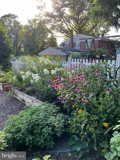 $629,000 | 19 East Golf Club Lane, Paoli, PA 19301