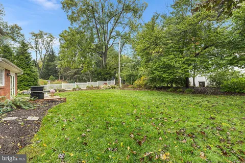 $629,000 | 19 East Golf Club Lane, Paoli, PA 19301