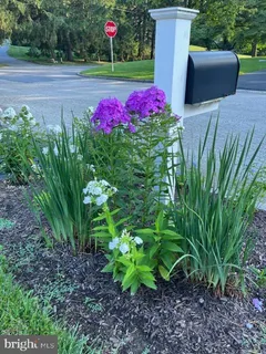 $629,000 | 19 East Golf Club Lane, Paoli, PA 19301