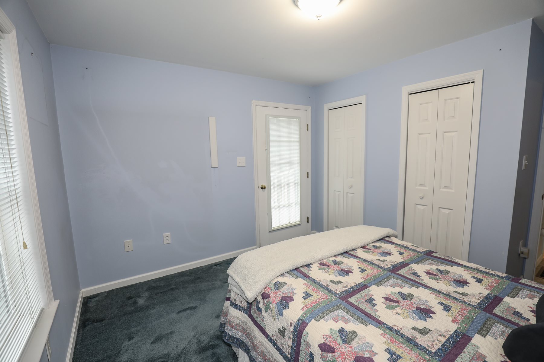 134 Dracut Road Hudson, NH 03051 - Photo 16 of 28