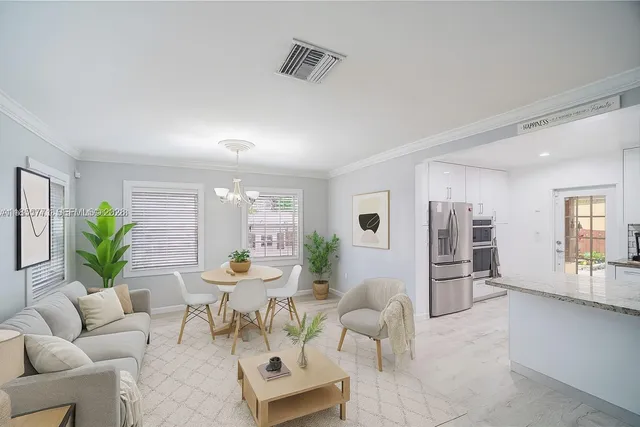 $1,100,000 | 3715 Southwest 29th Street, Miami, FL 33134