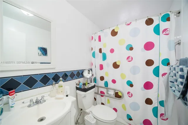 $1,100,000 | 3715 Southwest 29th Street, Miami, FL 33134