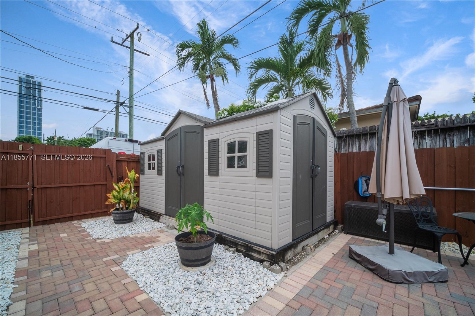 3715 Southwest 29th Street Miami, FL 33134 - Photo 10 of 16