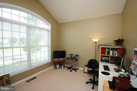 24762 Prairie Grass Drive Stone Ridge, VA 20105 - Photo 13 of 22 Library