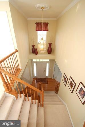 24762 Prairie Grass Drive Stone Ridge, VA 20105 - Photo 16 of 22 Foyer