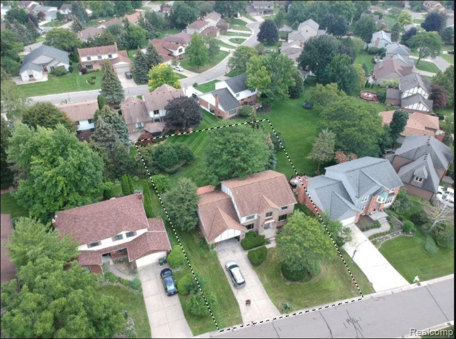 320 Rose Brier Drive Rochester, MI 48309 - Photo 40 of 48