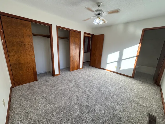 $249,999 | 2109 Mallard Drive, Mahomet, IL 61853