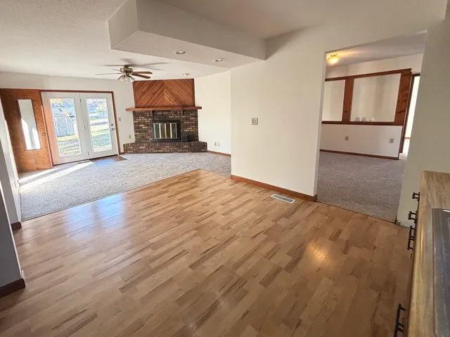 $249,999 | 2109 Mallard Drive, Mahomet, IL 61853