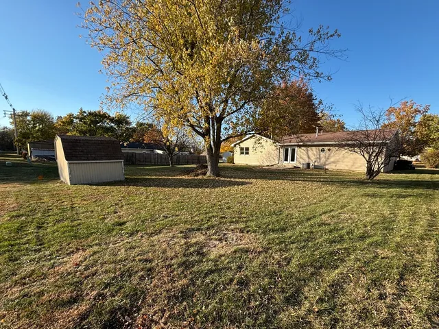 $249,999 | 2109 Mallard Drive, Mahomet, IL 61853