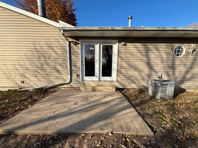 $249,999 | 2109 Mallard Drive, Mahomet, IL 61853