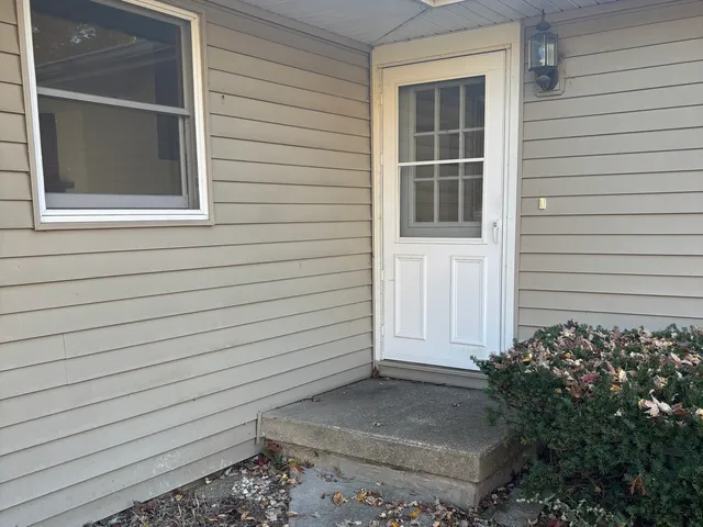 $249,999 | 2109 Mallard Drive, Mahomet, IL 61853