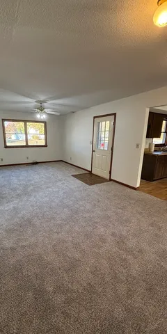 $249,999 | 2109 Mallard Drive, Mahomet, IL 61853