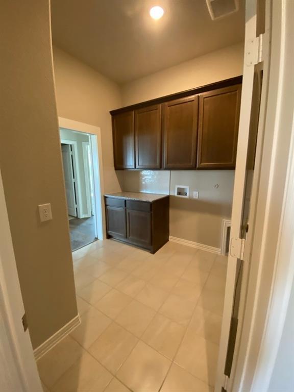 930 County Road 200 Valley View, TX 76272 - Photo 8 of 16
