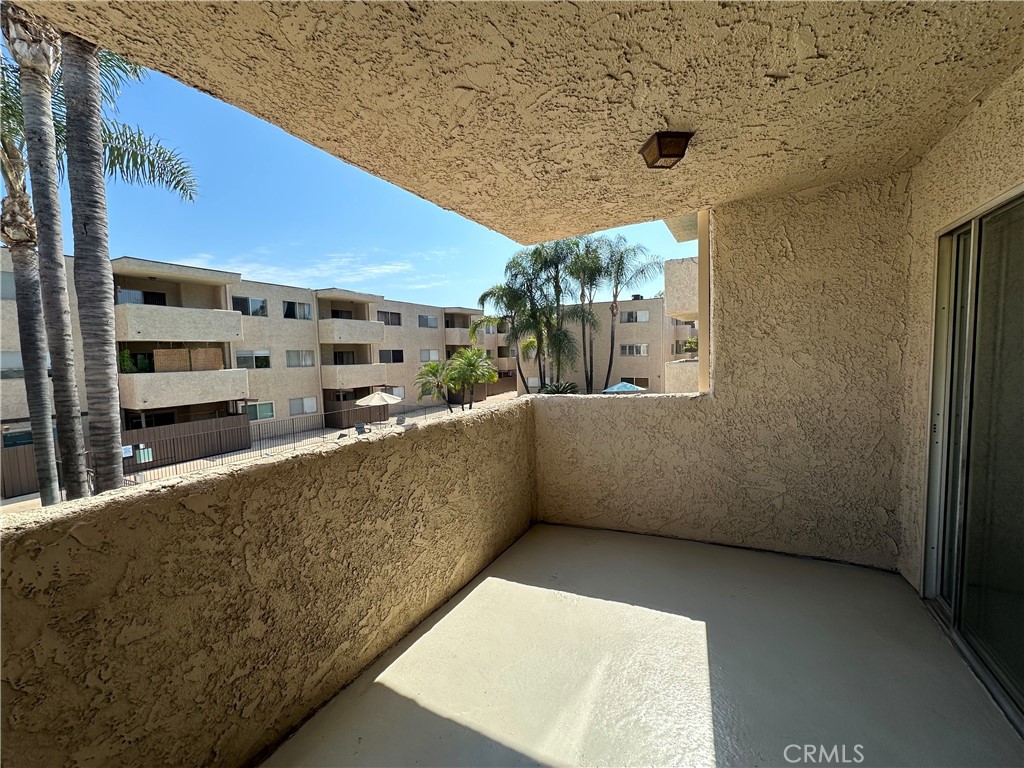 2386 East Del Mar Boulevard, Unit 203 Pasadena, CA 91107 - Photo 23 of 28 a view of balcony
