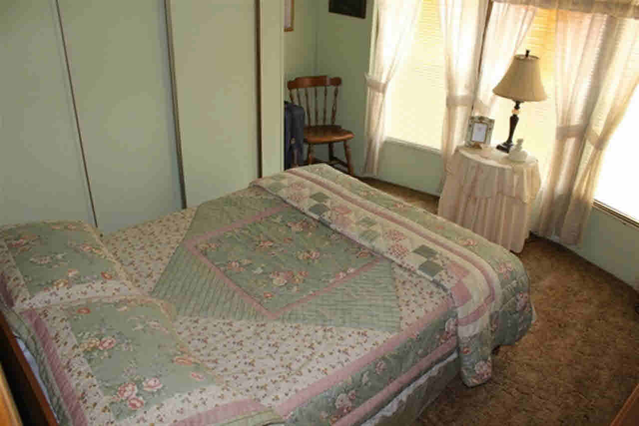 82 East Levi Lee Road Warsaw, IN 46582 - Photo 15 of 19 Gallery Image 15