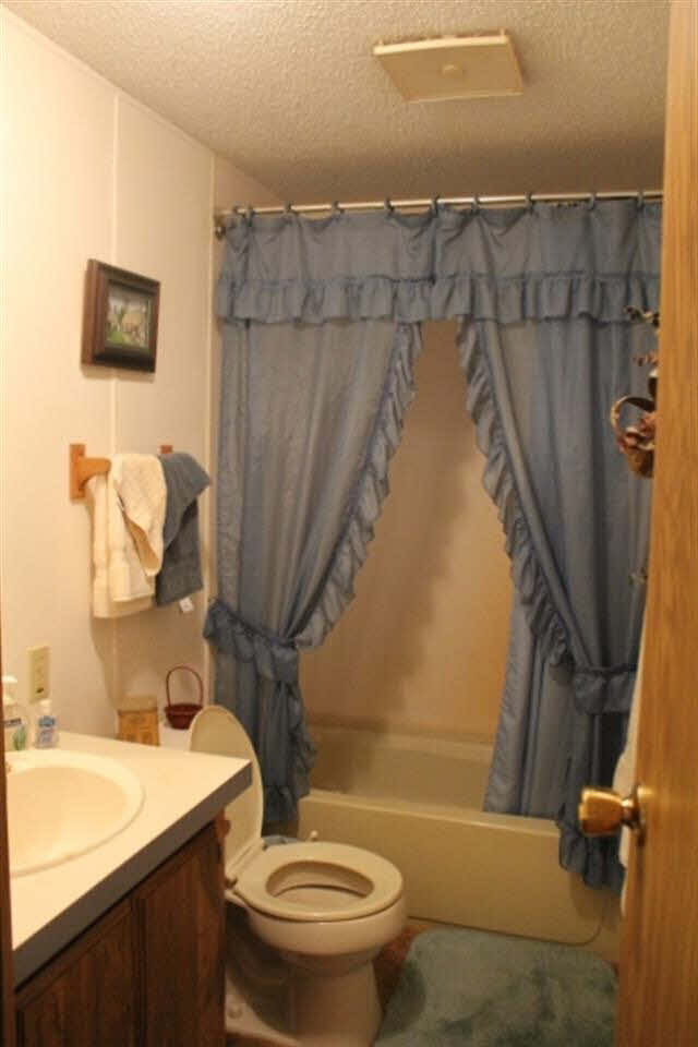82 East Levi Lee Road Warsaw, IN 46582 - Photo 17 of 19 Gallery Image 17