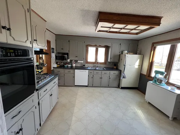 $229,900 | 1212 1st Street Southwest, Wadena, MN 56482