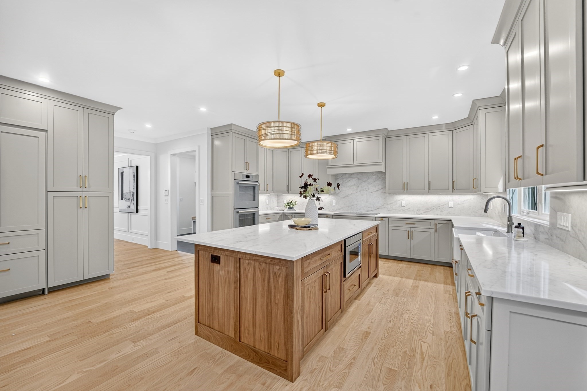 98 Falcon Street Needham, MA 02492 - Photo 7 of 30 Gallery Image 7
