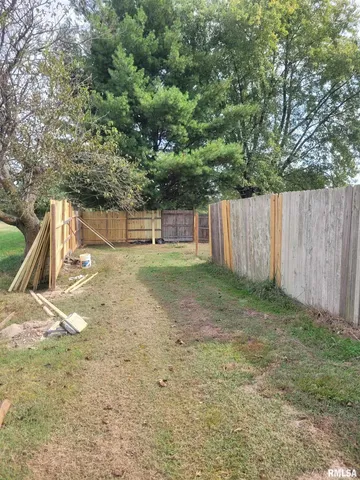 $137,000 | 10270 North Reynolds Lane, Mount Vernon, IL 62864