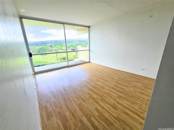 $320,000 | 98-450 Koauka Loop, Unit 1906, Aiea, HI 96701