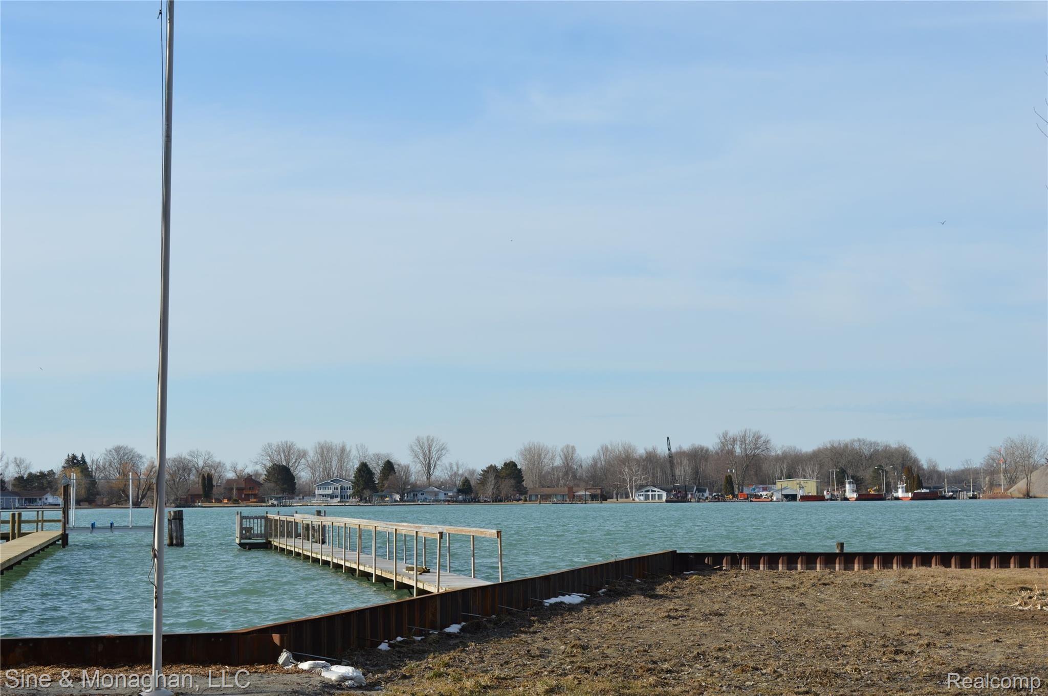 3261 Pointe Tremble Road Algonac, MI 48001 - Photo 14 of 33 009.JPG