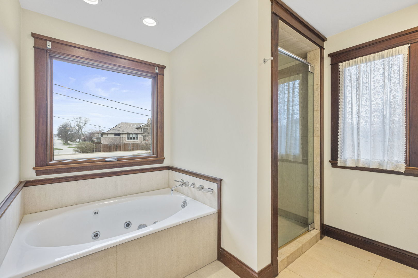 912 Revere Road Glenview, IL 60025 - Photo 22 of 35 Gallery Image 22