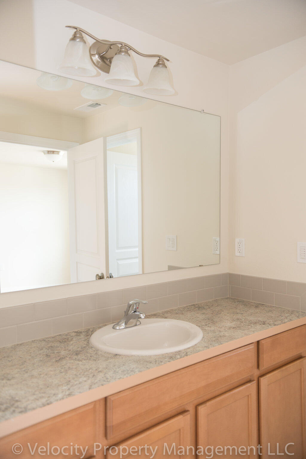 61830 Azalia Place Bend, OR 97702 - Photo 10 of 12 AmandaMaeImages-Azalia-41 (002)