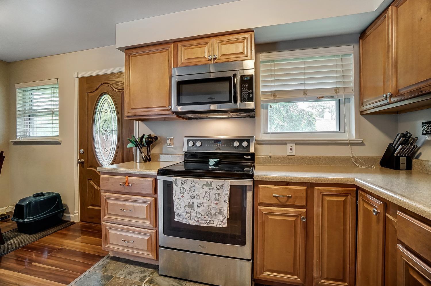637 West Kemper Road Forest Park, OH 45246 - Photo 8 of 27