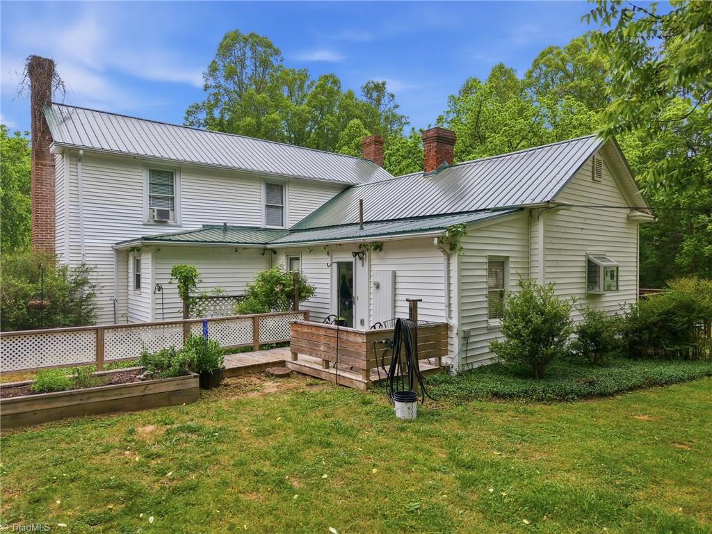 851 Case School Road Mayodan, NC 27027 - Photo 5 of 50