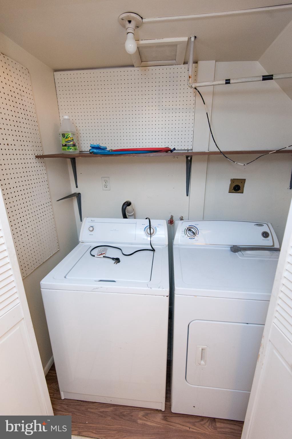 12013 Pheasant Run Drive Laurel, MD 20708 - Photo 17 of 34 a utility room with dryer and washer