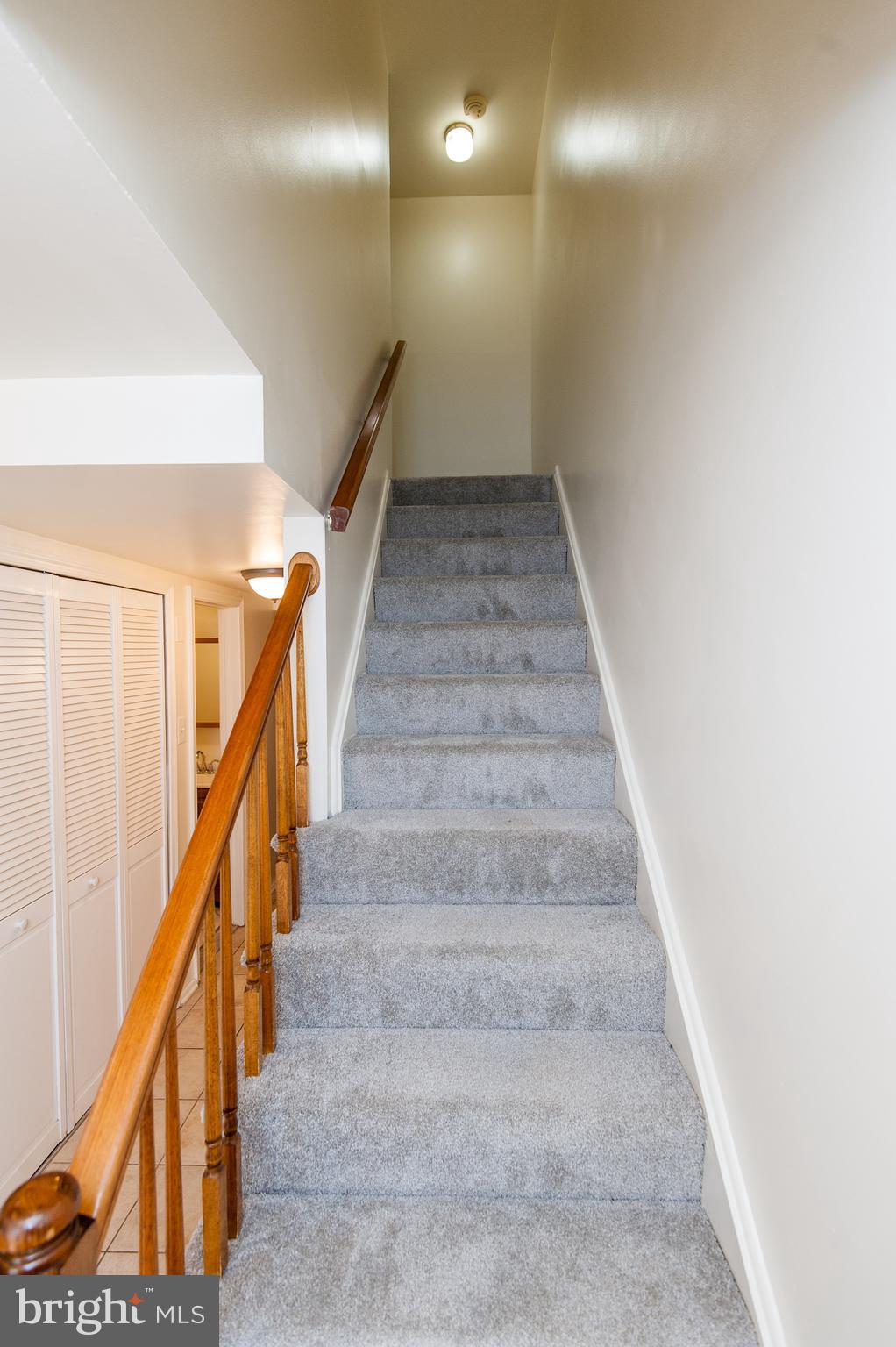 12013 Pheasant Run Drive Laurel, MD 20708 - Photo 5 of 34 a view of entryway