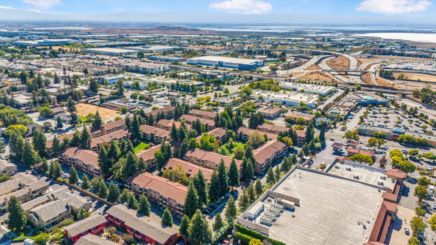 131 Wenatchee Common, Unit 14 Fremont, CA 94539 - Photo 28 of 30 an aerial view of residential houses with outdoor space