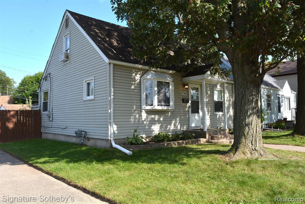 27360 Ridgewood Street Roseville, MI 48066 - Photo 27 of 32