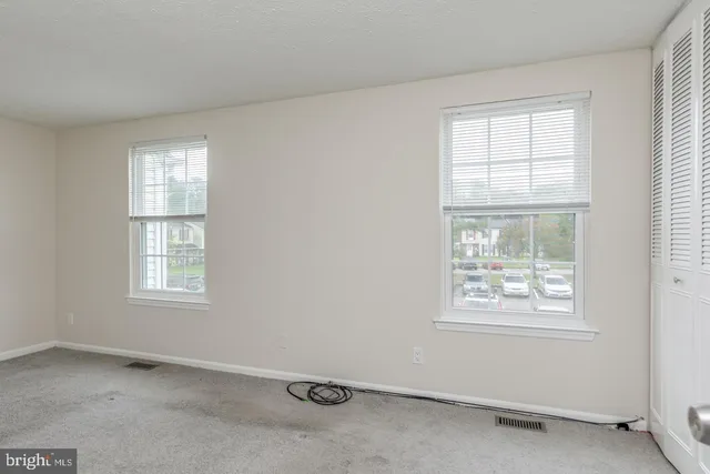 $2,550 | 6 Victoria Manor Court, Sicklerville, NJ 08081