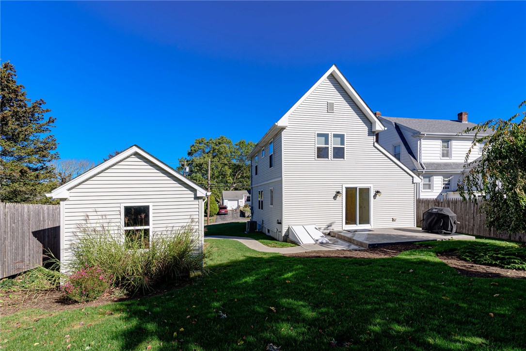 29 John Street Westerly, RI 02891 - Photo 28 of 32