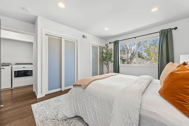 $1,370,000 | 851 Peary Lane, Foster City, CA 94404