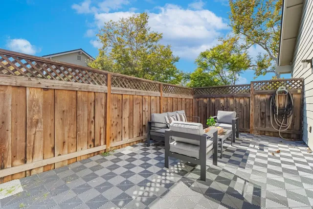 $1,370,000 | 851 Peary Lane, Foster City, CA 94404