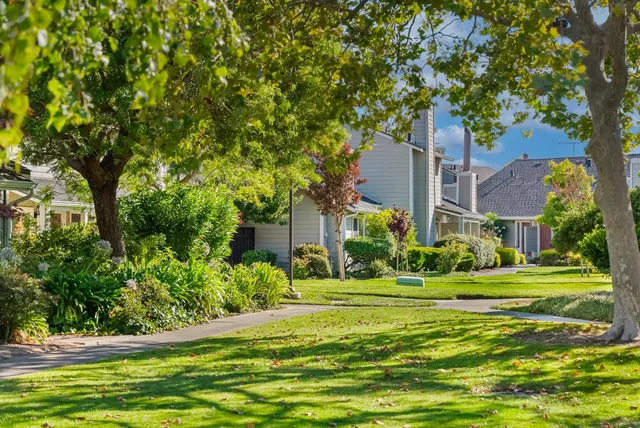 $1,370,000 | 851 Peary Lane, Foster City, CA 94404