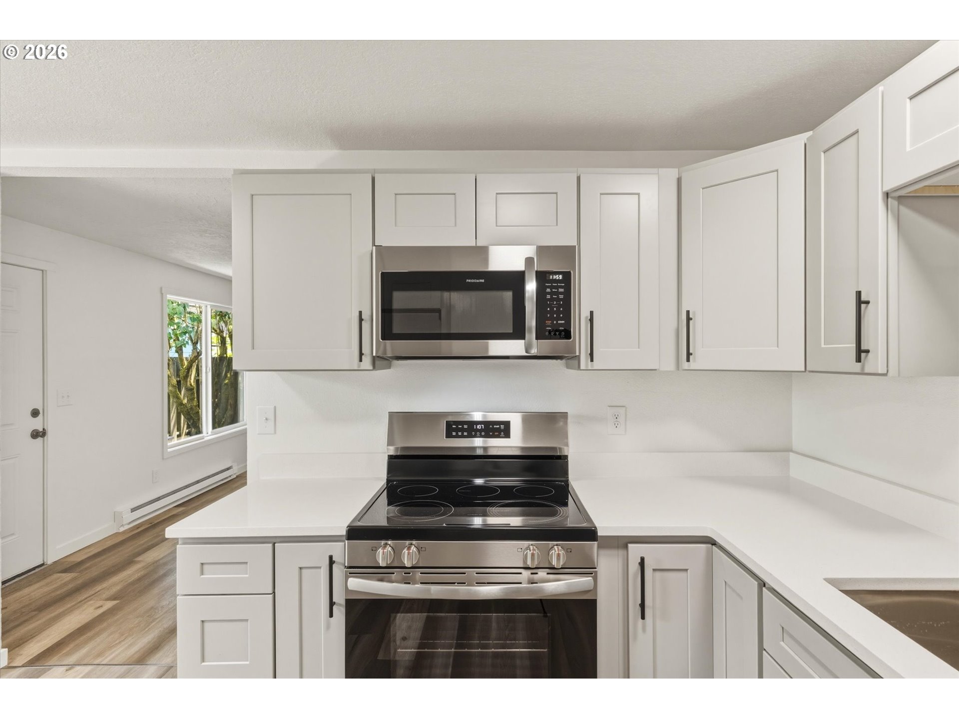360 24th Avenue Longview, WA 98632 - Photo 26 of 36 Kitchen