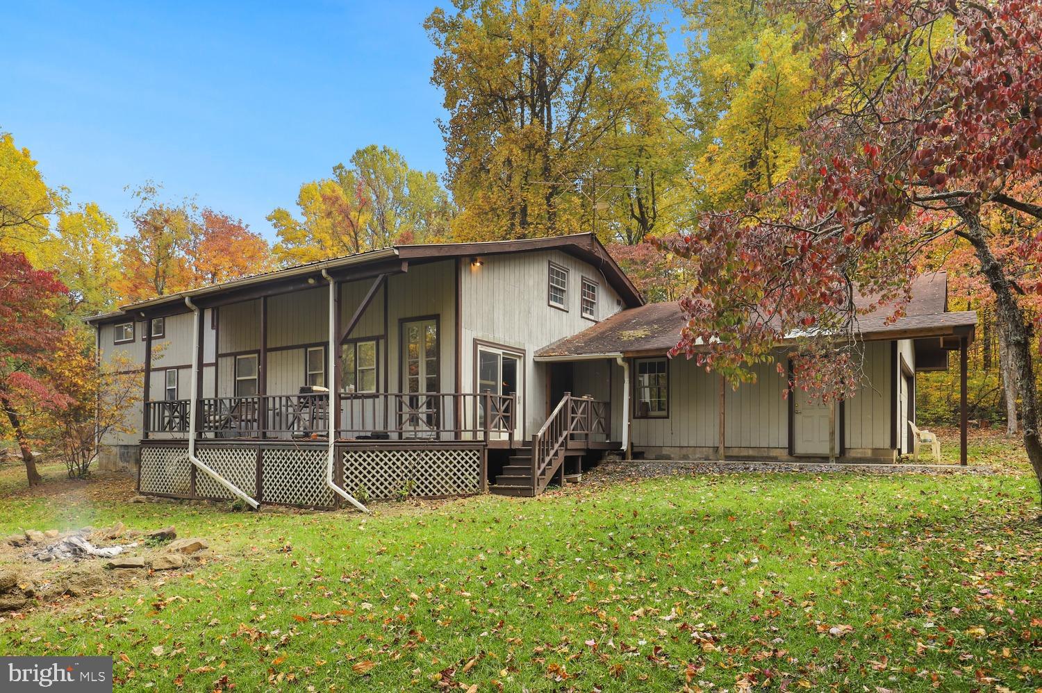 13138 Mt Paran Church Road Linden, VA 22642 - Photo 2 of 33 front view of a house with a yard